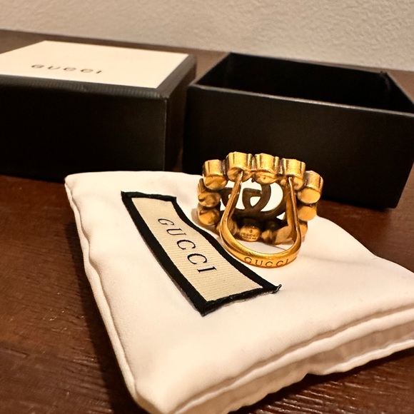 Gucci ring size 6.5. Used about three times. Comes with box and bag. - Picture 4 of 6